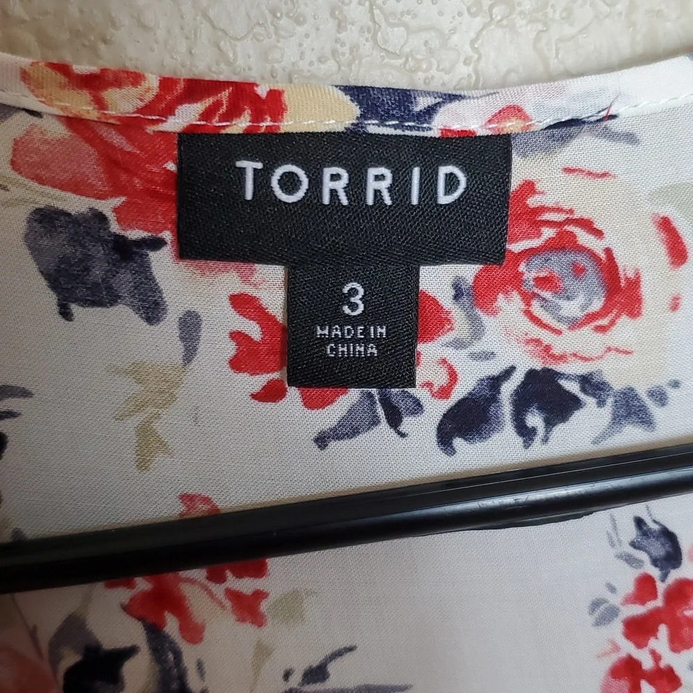 Torrid iris & Rose Floral Smocked Challis Skater Dress 3X White Pink - Picture 5 of 10